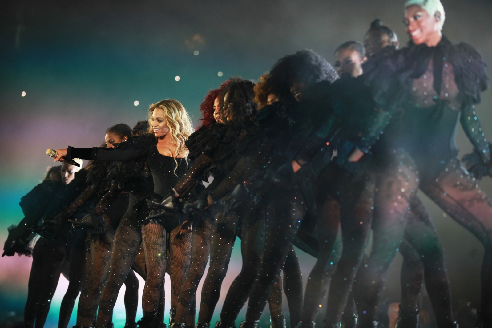 Beyonc&eacute; se apresenta em Los Angeles com a 'Formation World Tour'