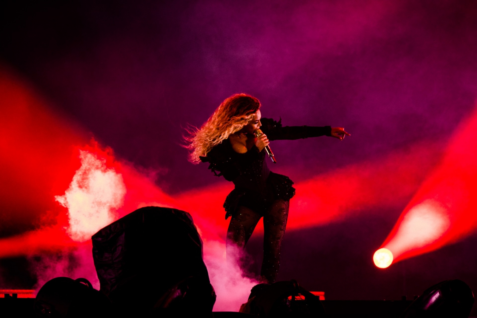 Beyonc&eacute; se apresenta na Filad&eacute;lfia com a 'Formation World Tour'