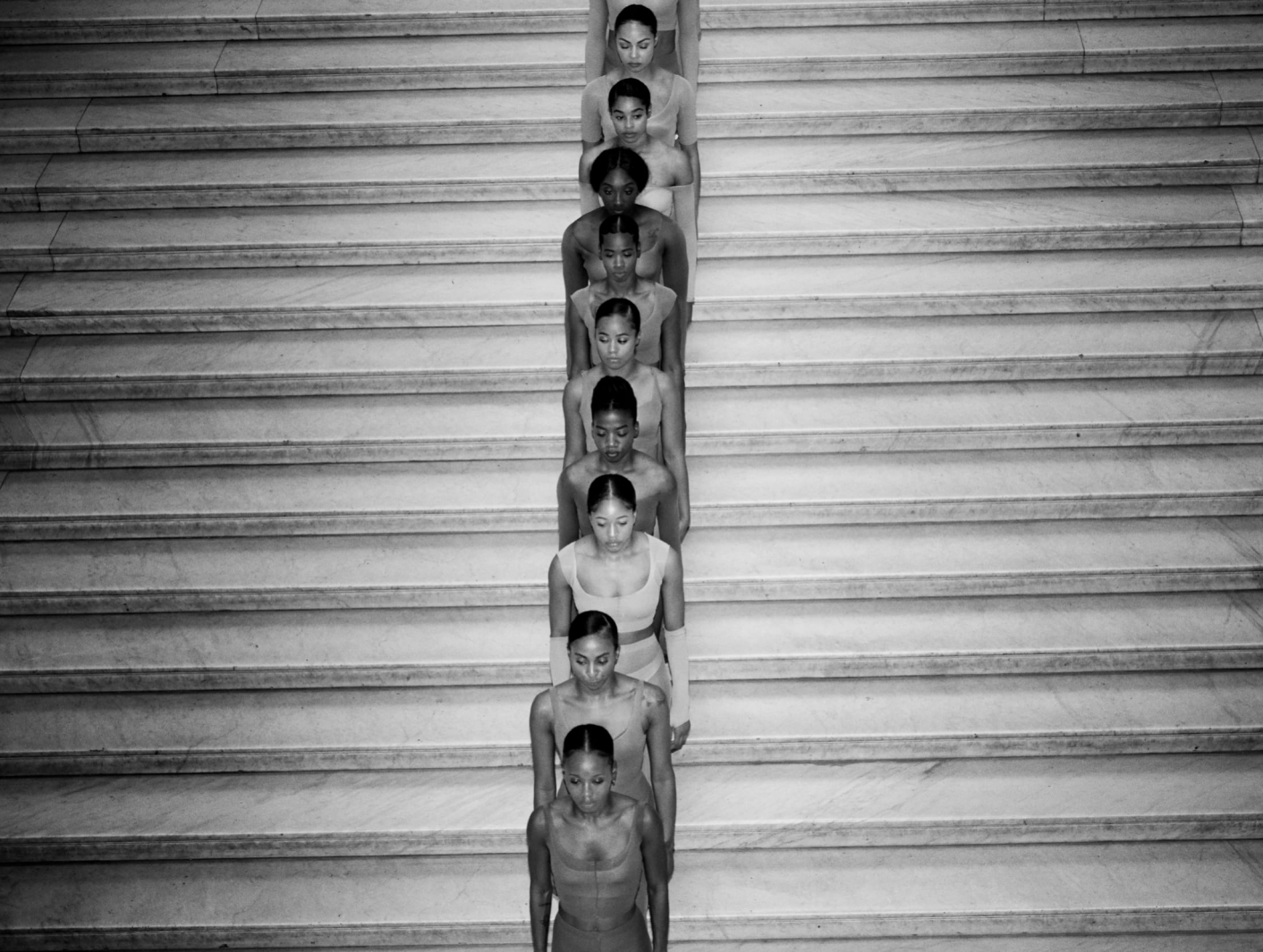 Encarte do &aacute;lbum 'Everything Is Love'